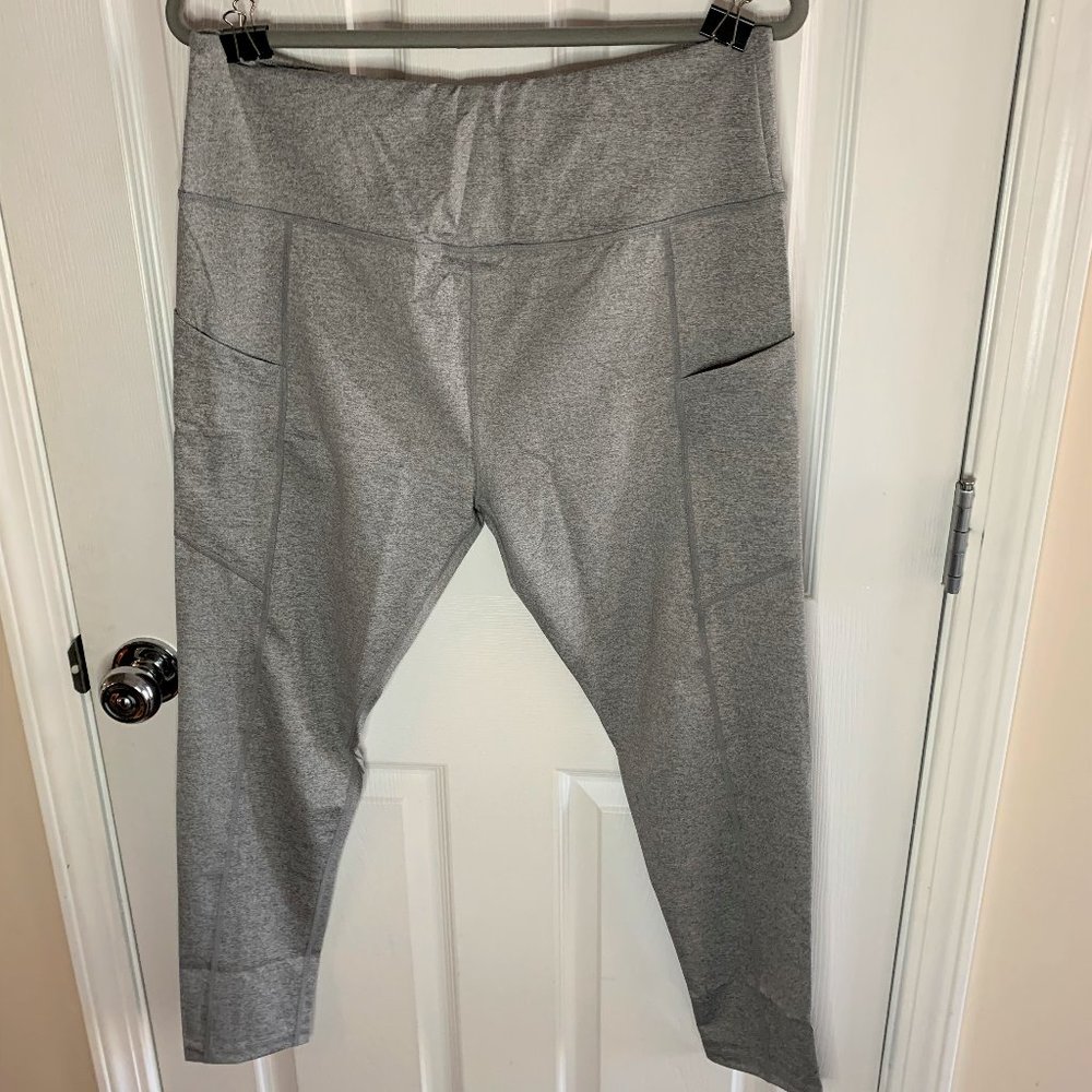 Eluminary Sz 3 (fits 14+) Gray Heather work out pants/leggings w/pockets NWT